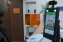 Körpersystem zur Temperaturüberwachung für Büroangestellte